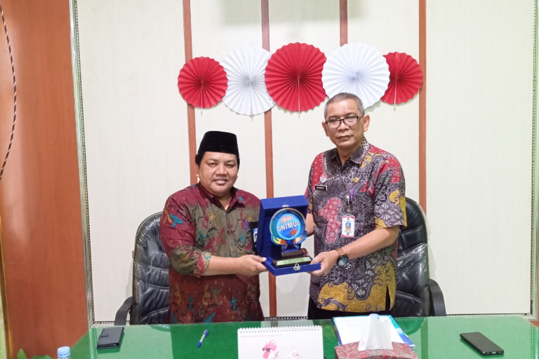 FEB Unimus Establishes Strategic Partnership with the Demak Regency Environmental Agency