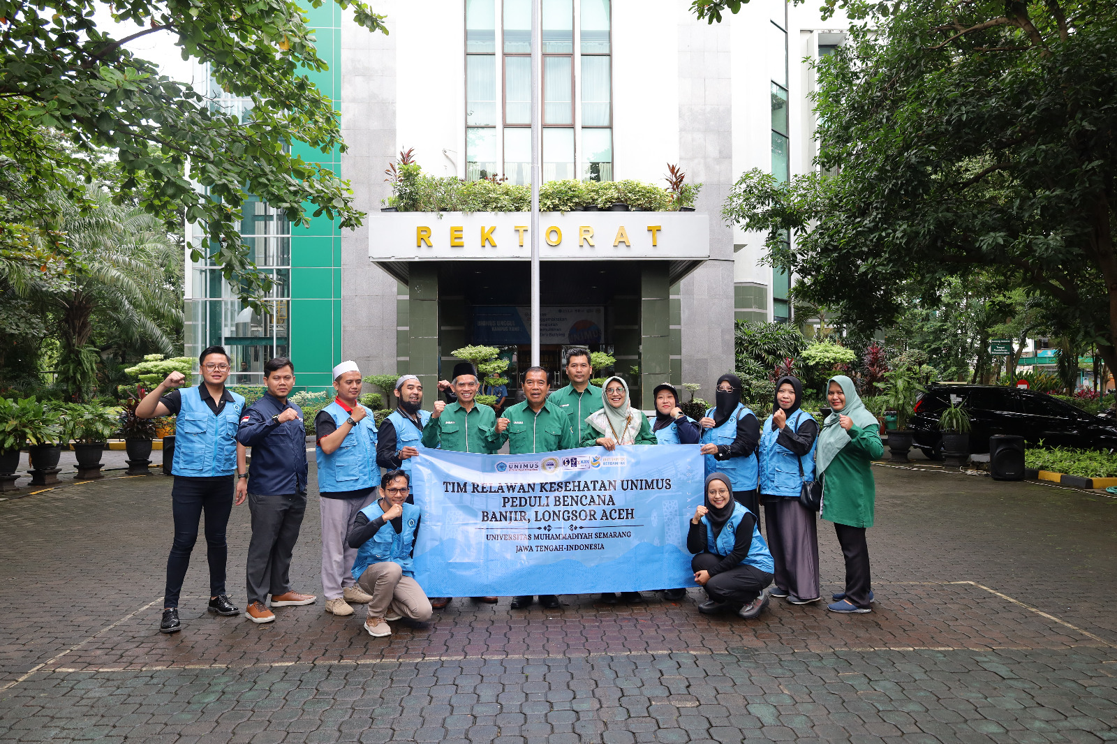 A Humanitarian Commitment in Action, UNIMUS Deploys 9 Health Volunteers to Assist Disaster Victims in Central Aceh