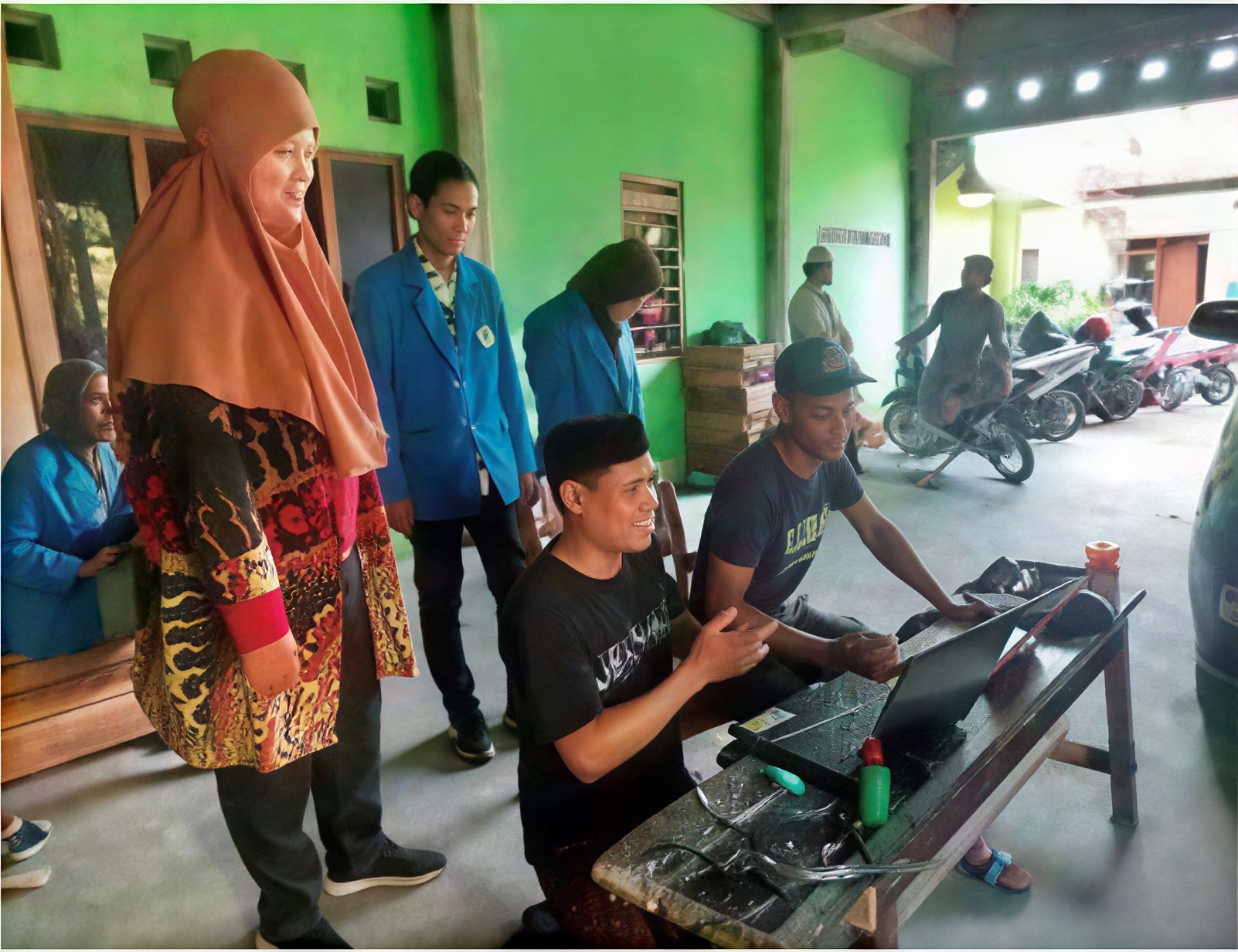 Empowering MSME Gazebo and Wooden House Products to Accelerate the Production Process In Mangunharjo, Tembalang, Semarang City